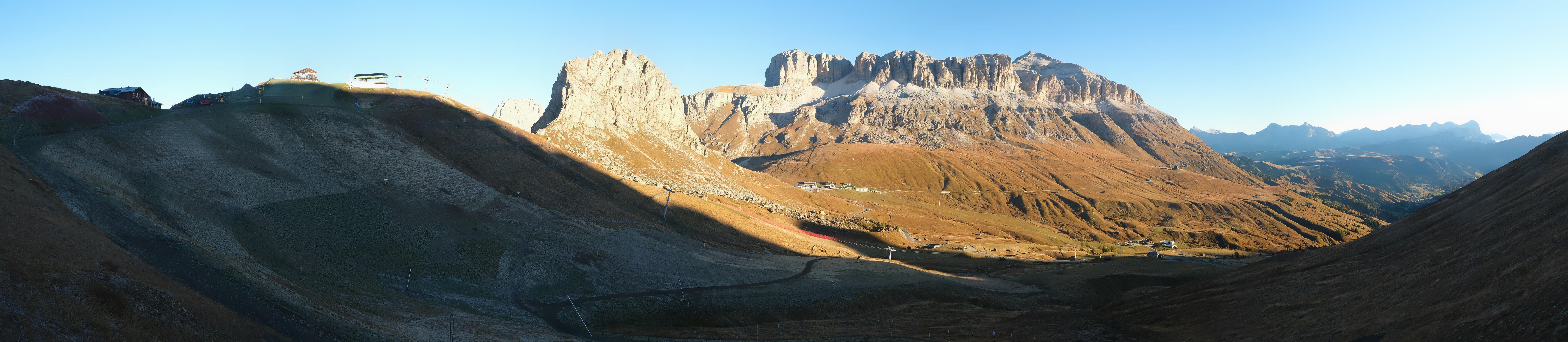 Archiv Foto Webcam Fassatal Panorama - Pordoi Pass