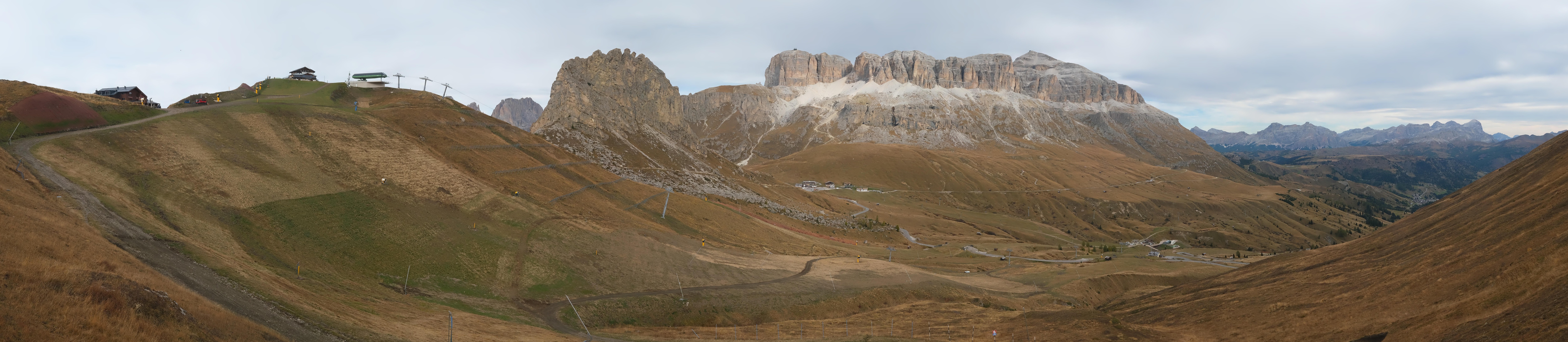 Archiv Foto Webcam Fassatal Panorama - Pordoi Pass