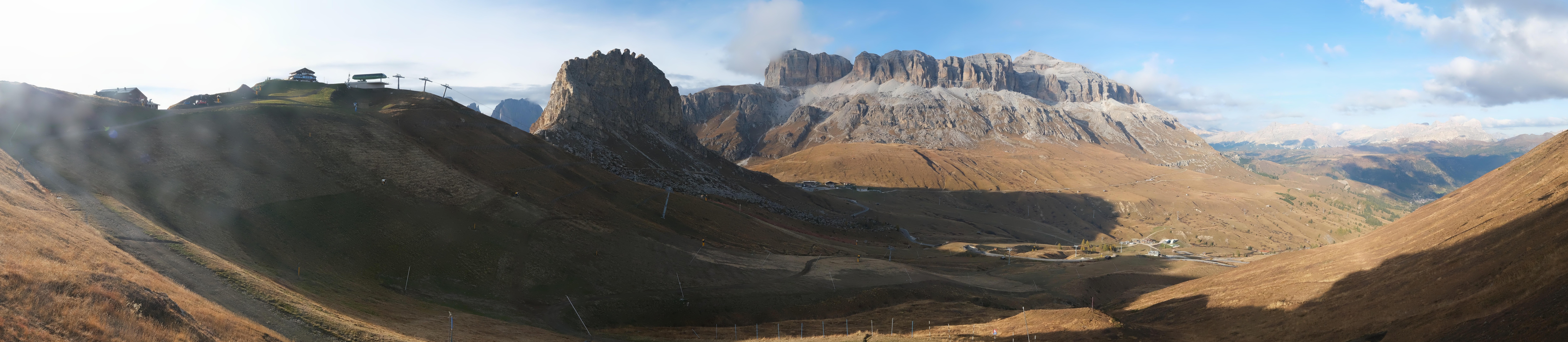 Archiv Foto Webcam Fassatal Panorama - Pordoi Pass