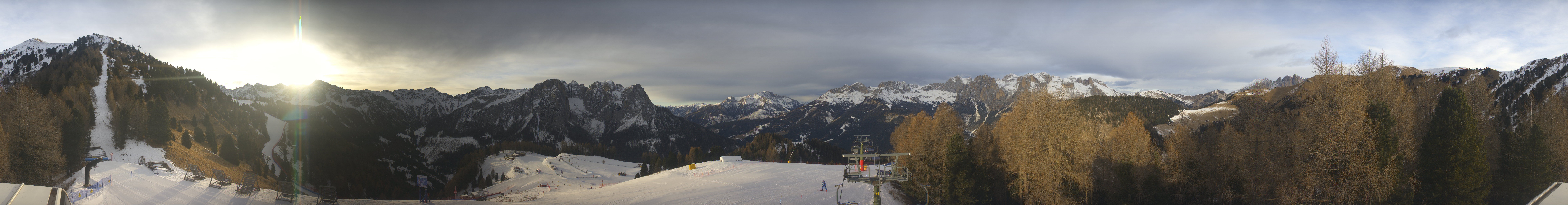 Archived image Webcam Dolomites Panorama - Pozza di Fassa