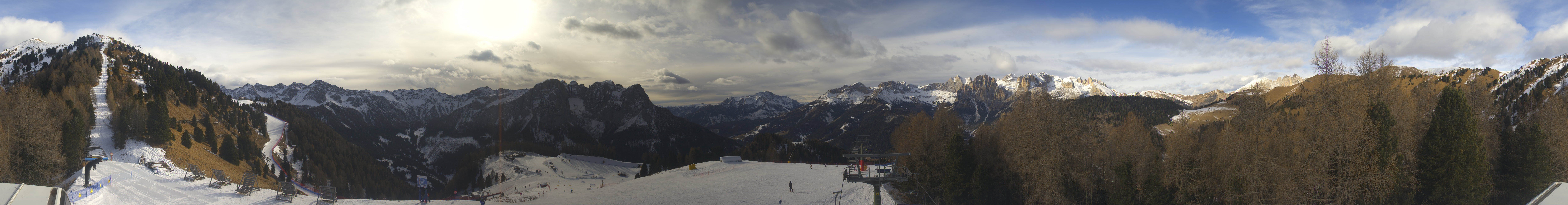 Archived image Webcam Dolomites Panorama - Pozza di Fassa