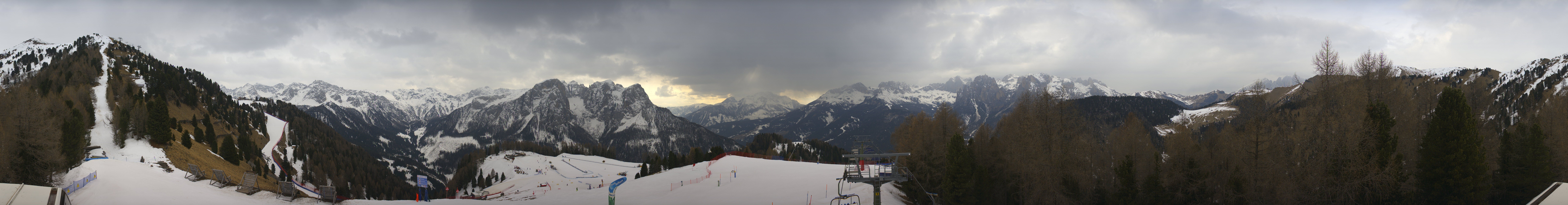 Archived image Webcam Dolomites Panorama - Pozza di Fassa