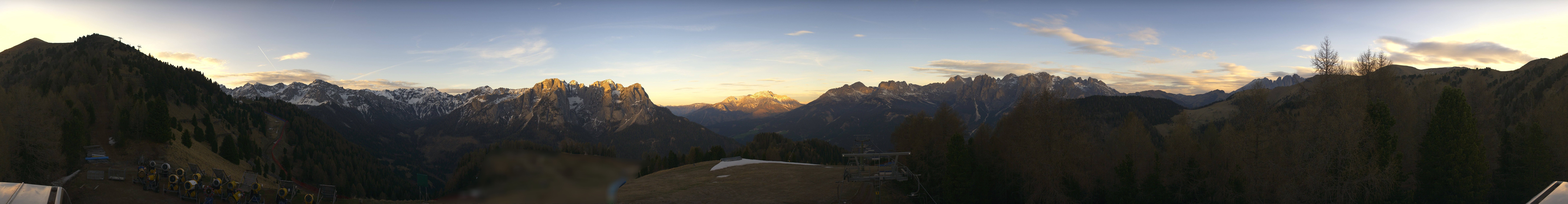 Archived image Webcam Dolomites Panorama - Pozza di Fassa