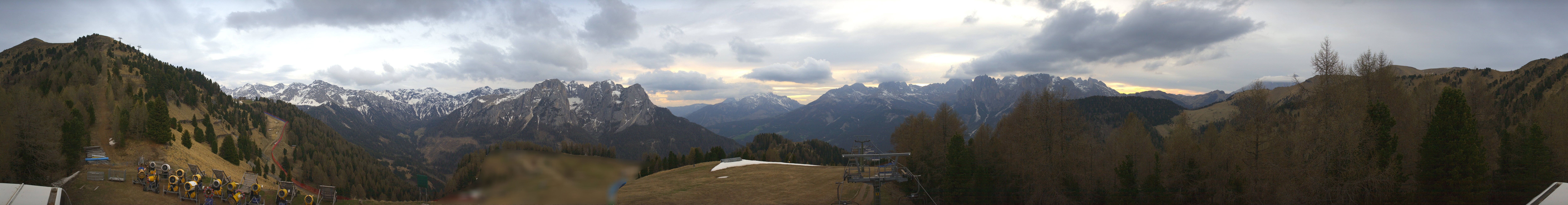 Archived image Webcam Dolomites Panorama - Pozza di Fassa