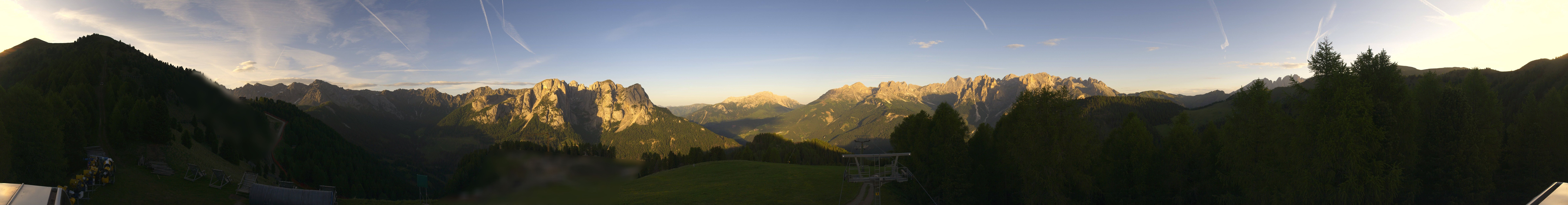 Archived image Webcam Dolomites Panorama - Pozza di Fassa