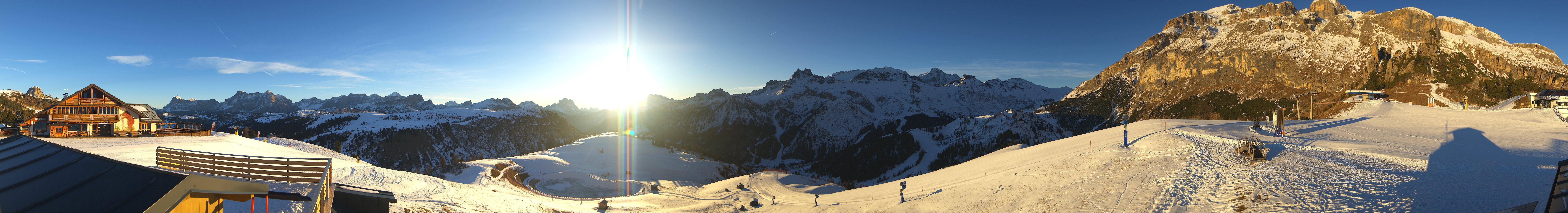 Archiv Foto Webcam Rundblick Bec de Roces, Arabba