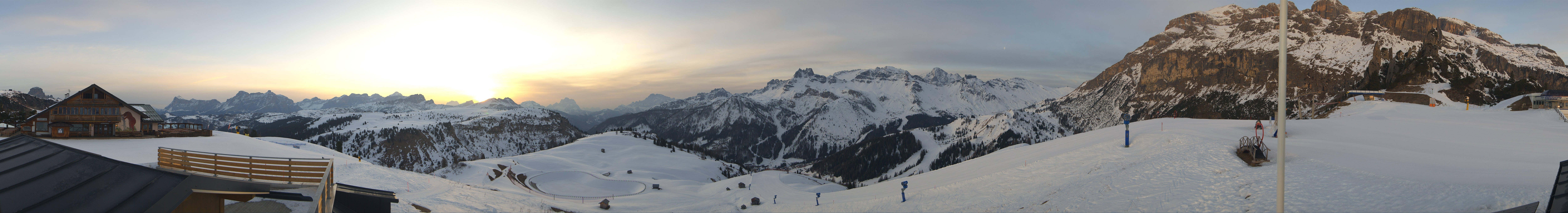 Archiv Foto Webcam Rundblick Bec de Roces, Arabba