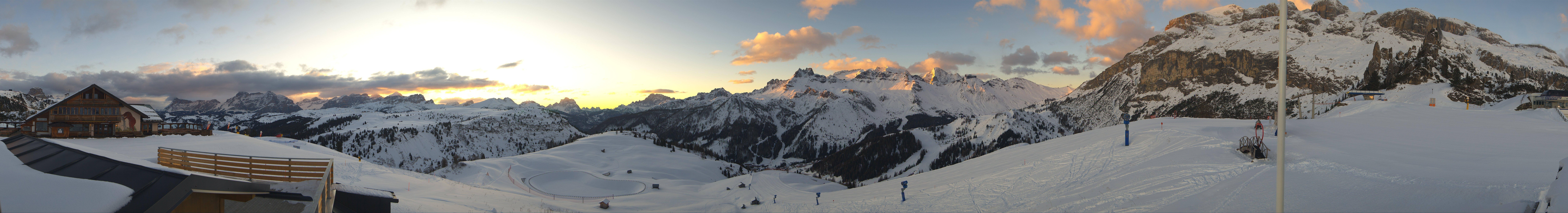 Archiv Foto Webcam Rundblick Bec de Roces, Arabba