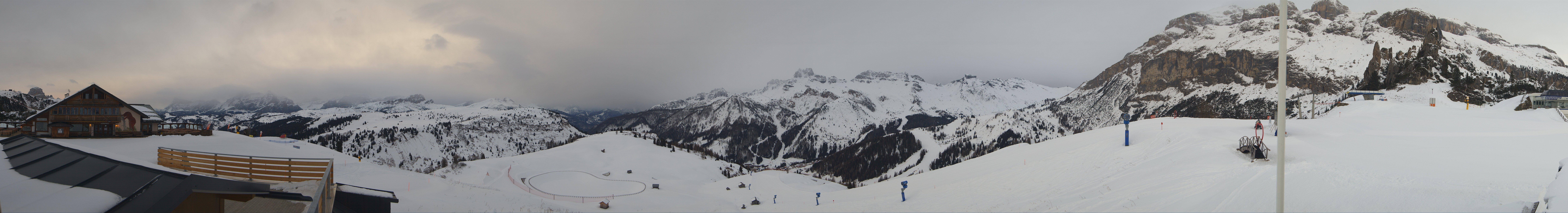 Archiv Foto Webcam Rundblick Bec de Roces, Arabba