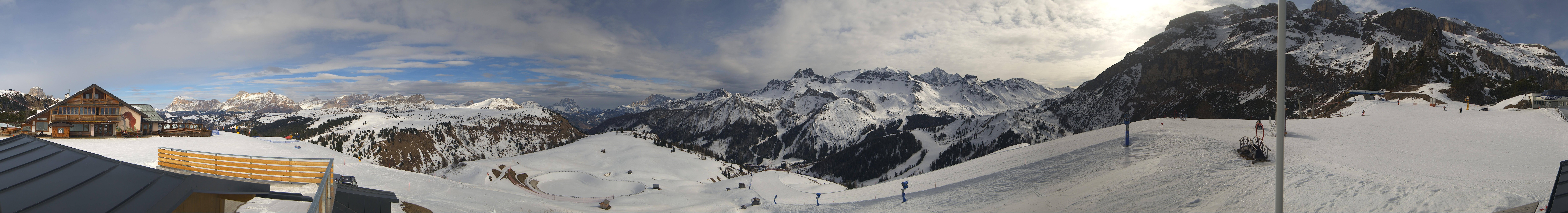 Archiv Foto Webcam Rundblick Bec de Roces, Arabba