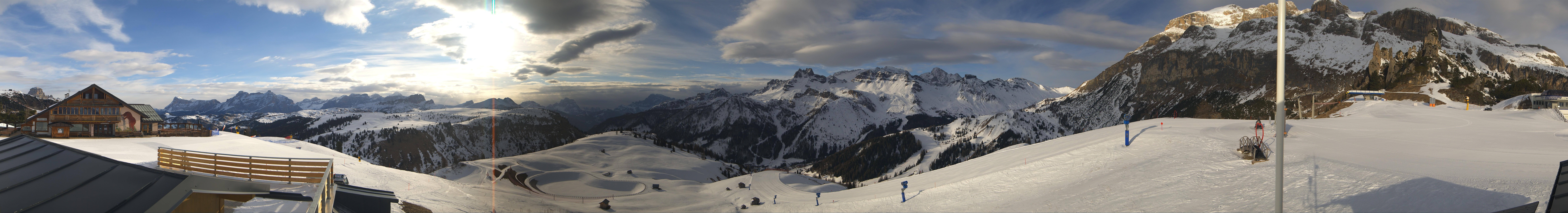 Archiv Foto Webcam Rundblick Bec de Roces, Arabba