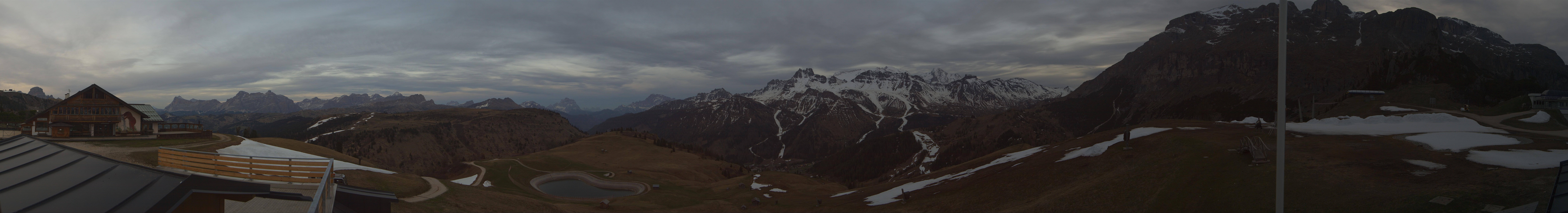 Archiv Foto Webcam Rundblick Bec de Roces, Arabba