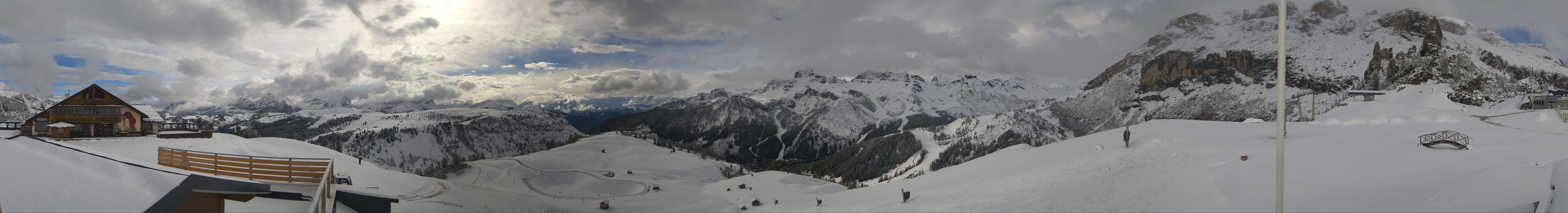 Archiv Foto Webcam Rundblick Bec de Roces, Arabba