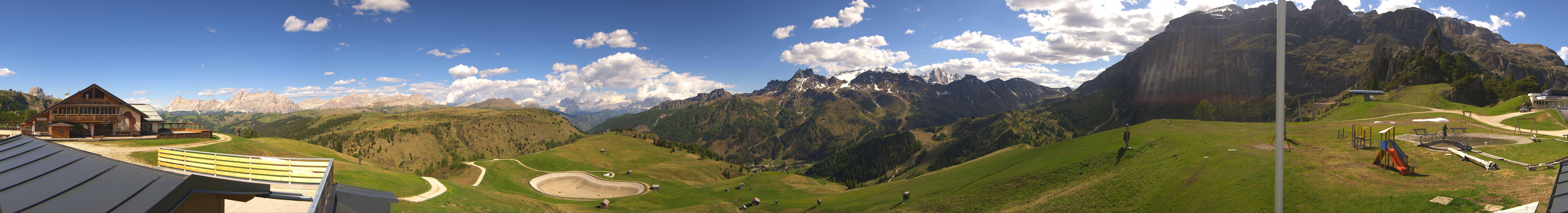 Archiv Foto Webcam Rundblick Bec de Roces, Arabba
