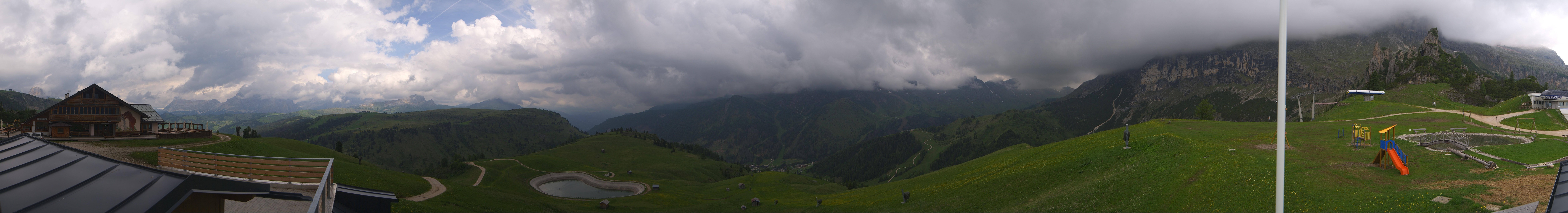 Archiv Foto Webcam Rundblick Bec de Roces, Arabba