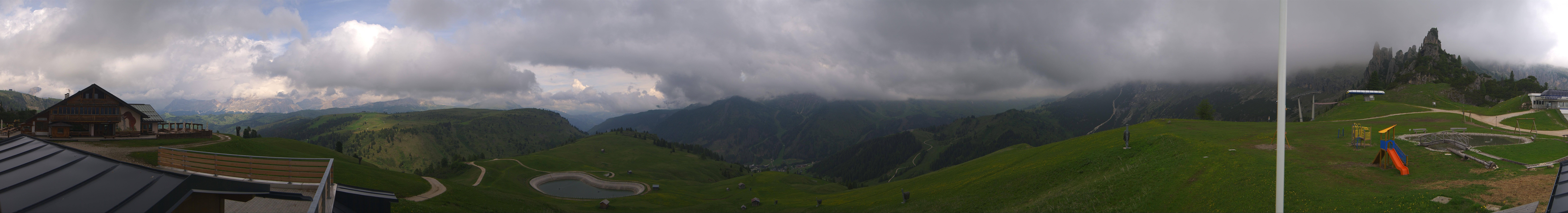 Archiv Foto Webcam Rundblick Bec de Roces, Arabba