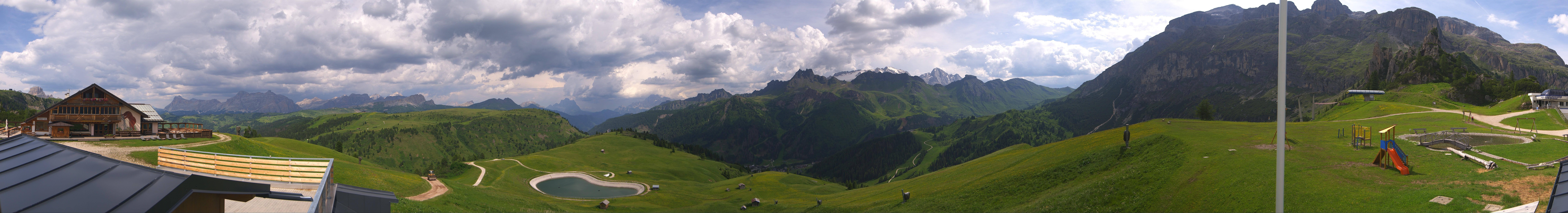 Archiv Foto Webcam Rundblick Bec de Roces, Arabba