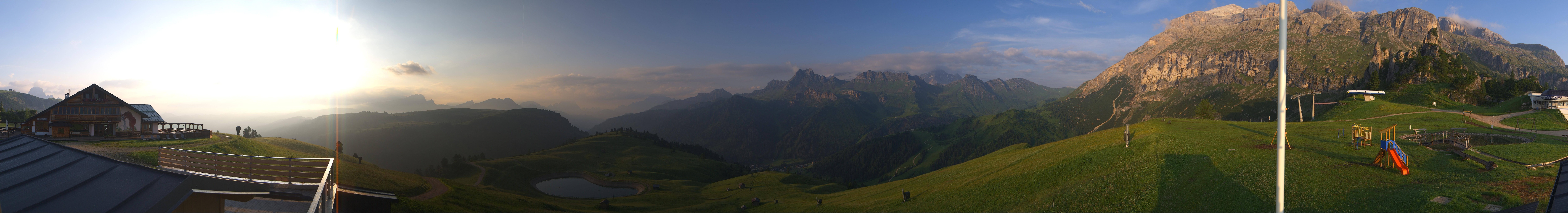 Archiv Foto Webcam Rundblick Bec de Roces, Arabba