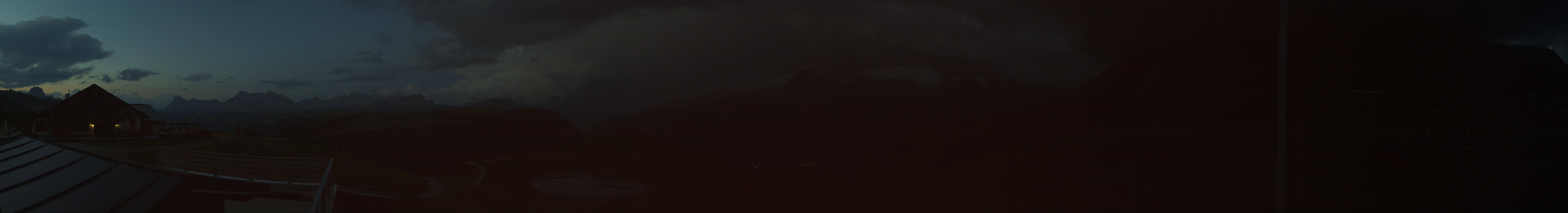 Archiv Foto Webcam Rundblick Bec de Roces, Arabba
