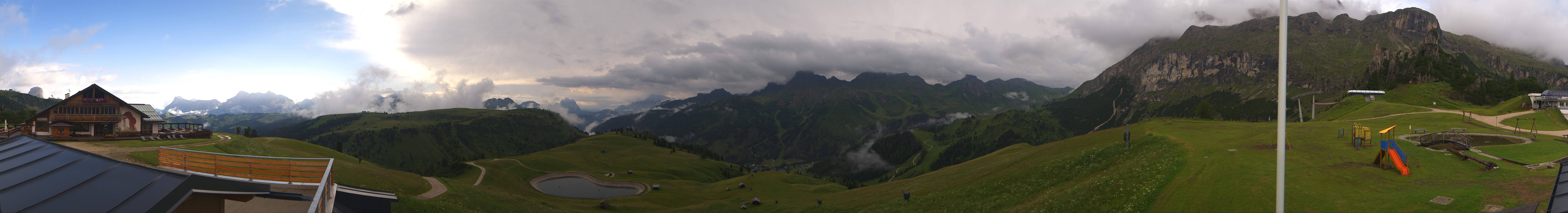 Archiv Foto Webcam Rundblick Bec de Roces, Arabba