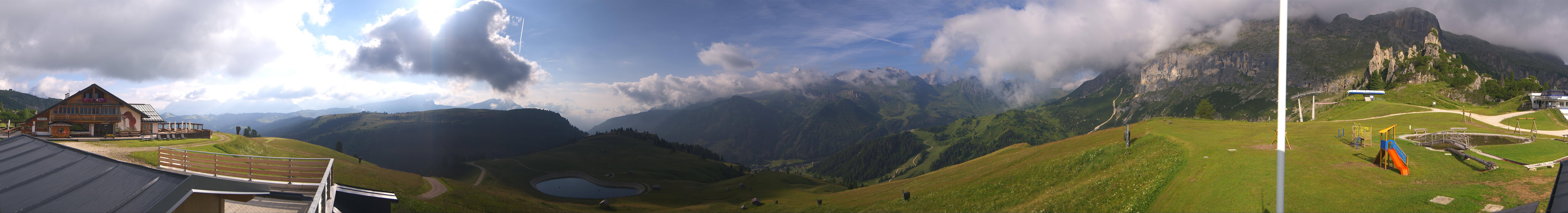 Archiv Foto Webcam Rundblick Bec de Roces, Arabba