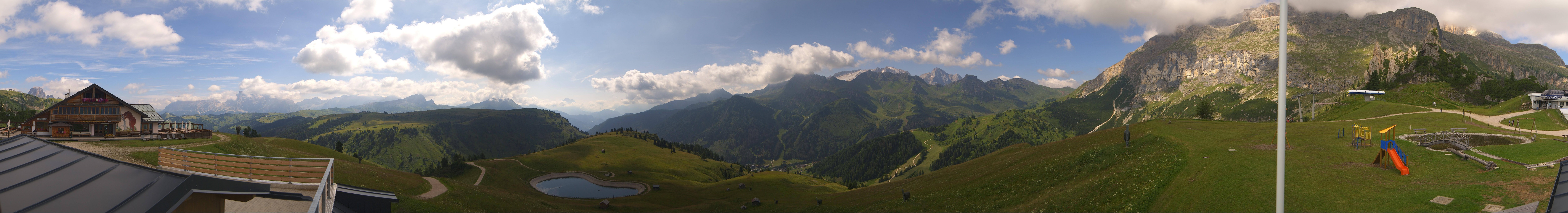 Archiv Foto Webcam Rundblick Bec de Roces, Arabba