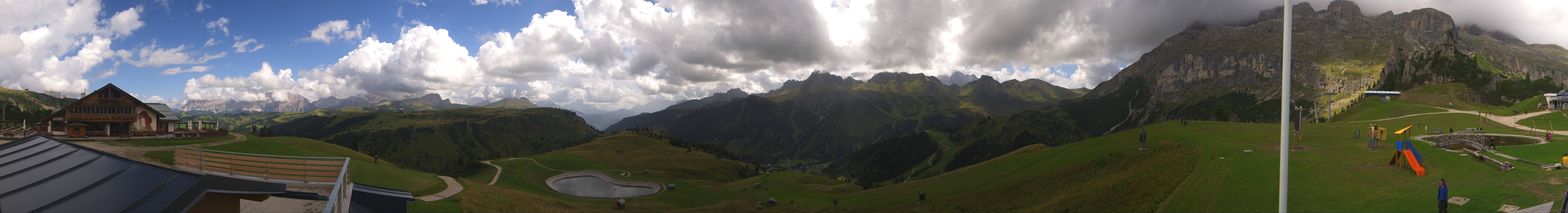 Archiv Foto Webcam Rundblick Bec de Roces, Arabba
