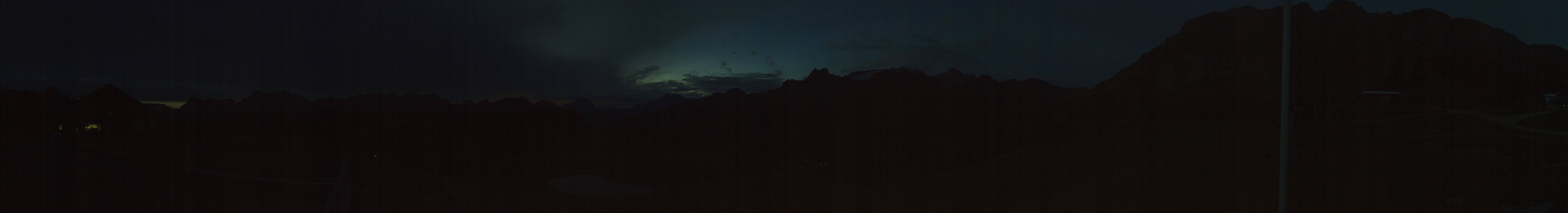 Archiv Foto Webcam Rundblick Bec de Roces, Arabba
