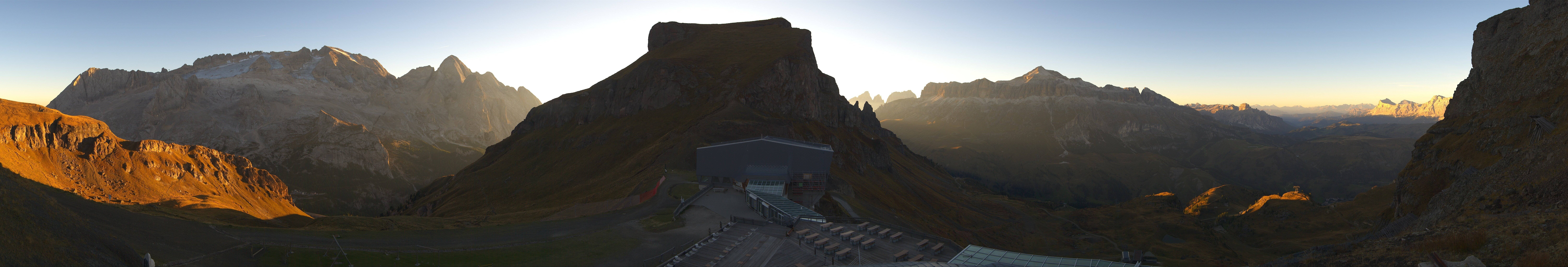 Archiv Foto Webcam Rundblick Arabba