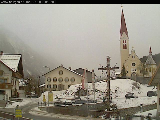 Archiv Foto Webcam Holzgau: Kirche