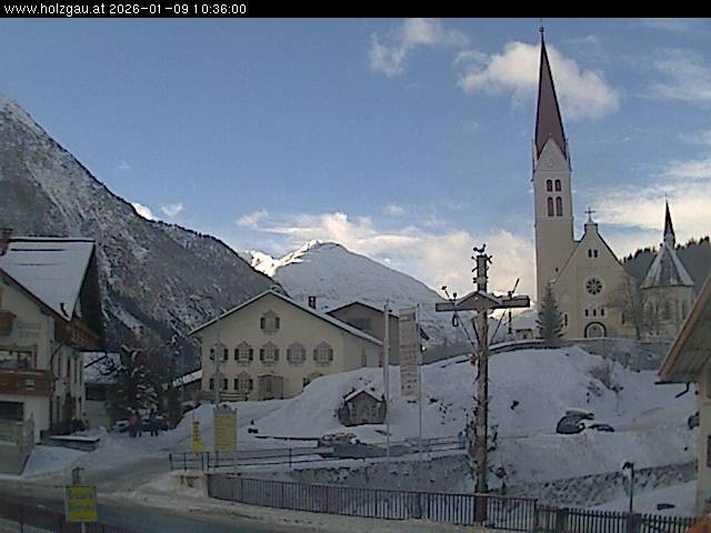 Archiv Foto Webcam Holzgau: Kirche