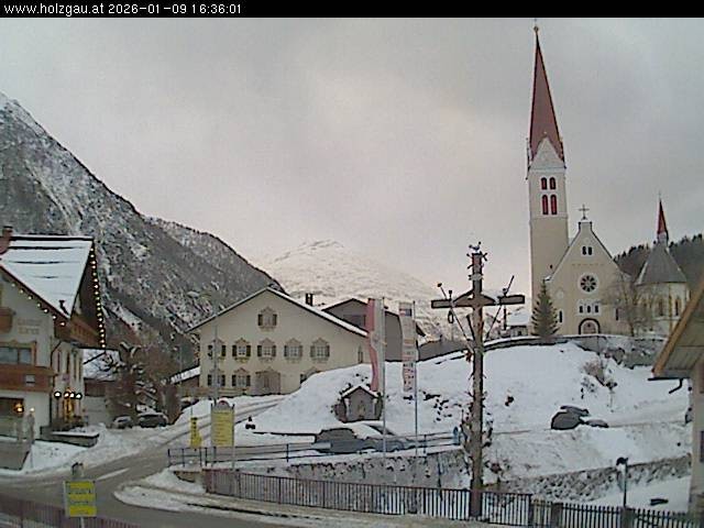 Archiv Foto Webcam Holzgau: Kirche