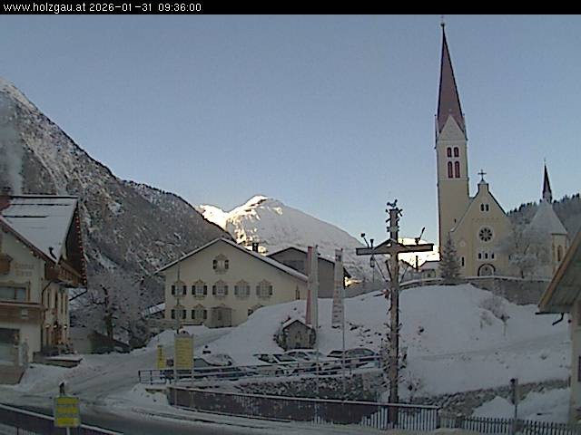 Archiv Foto Webcam Holzgau: Kirche