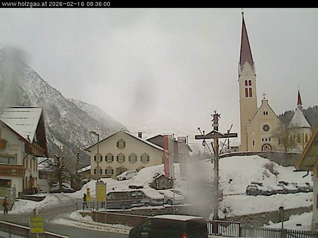 Archiv Foto Webcam Holzgau: Kirche