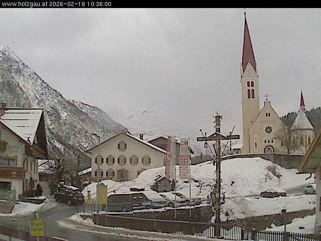Archiv Foto Webcam Holzgau: Kirche