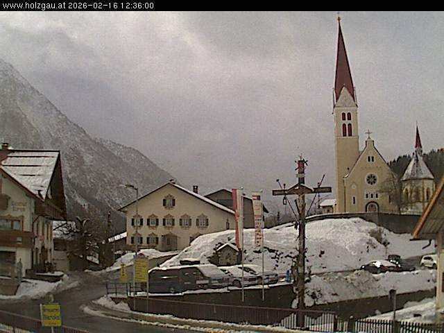 Archiv Foto Webcam Holzgau: Kirche