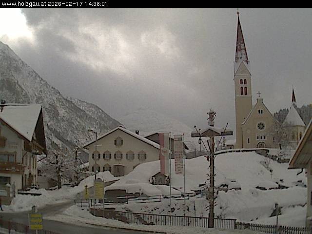 Archiv Foto Webcam Holzgau: Kirche