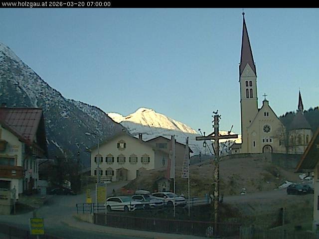 Archiv Foto Webcam Holzgau: Kirche