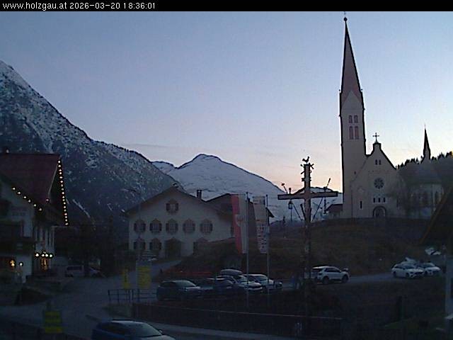 Archiv Foto Webcam Holzgau: Kirche