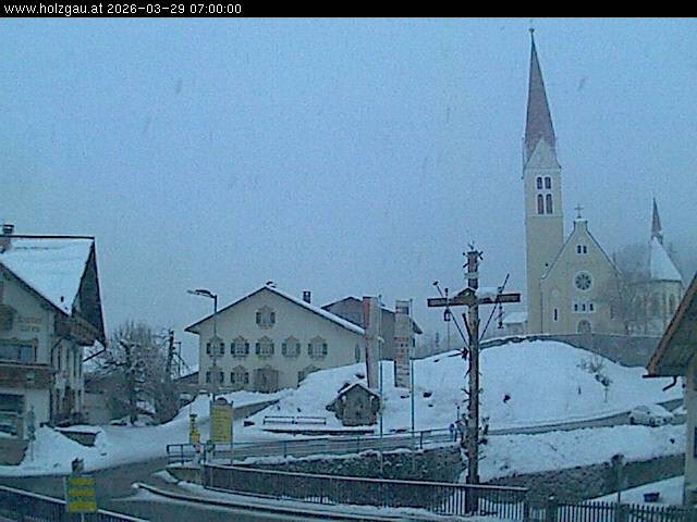 Archiv Foto Webcam Holzgau: Kirche