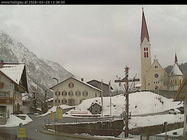 Archiv Foto Webcam Holzgau: Kirche