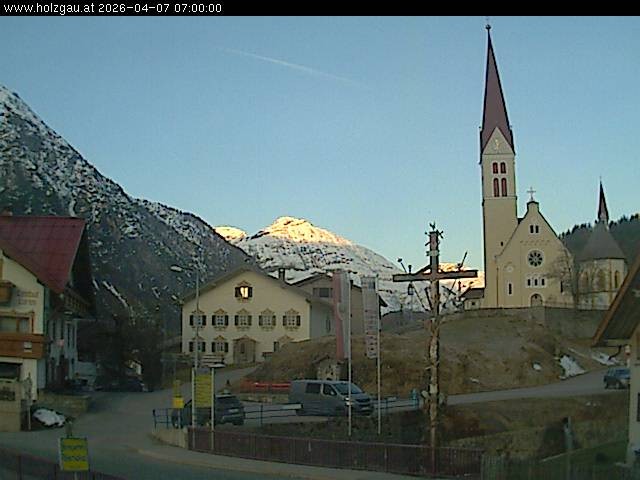 Archiv Foto Webcam Holzgau: Kirche