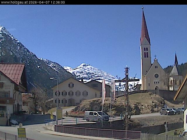 Archiv Foto Webcam Holzgau: Kirche