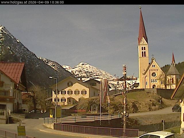 Archiv Foto Webcam Holzgau: Kirche