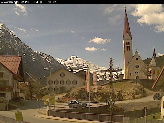 Archiv Foto Webcam Holzgau: Kirche