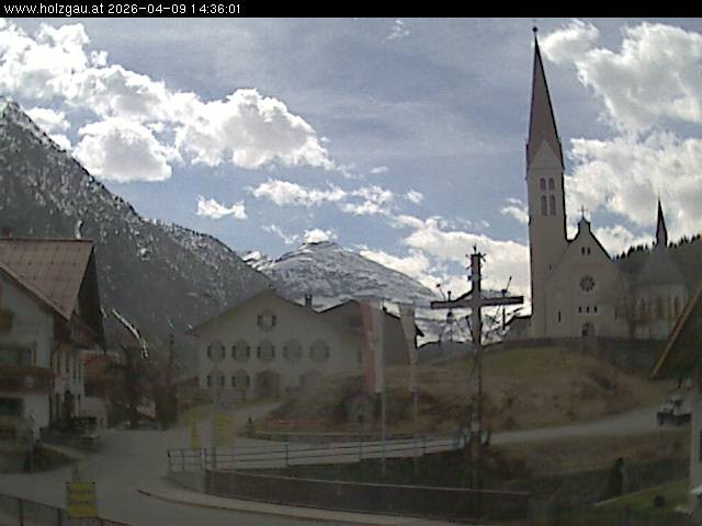Archiv Foto Webcam Holzgau: Kirche
