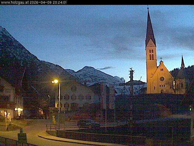 Archiv Foto Webcam Holzgau: Kirche