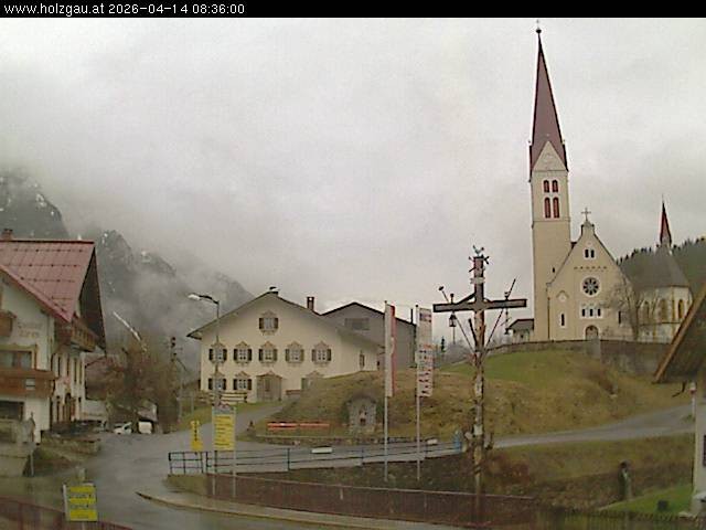 Archiv Foto Webcam Holzgau: Kirche