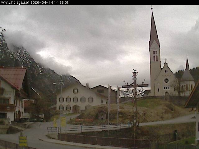 Archiv Foto Webcam Holzgau: Kirche