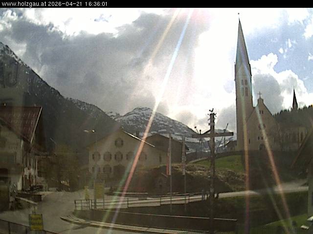 Archiv Foto Webcam Holzgau: Kirche